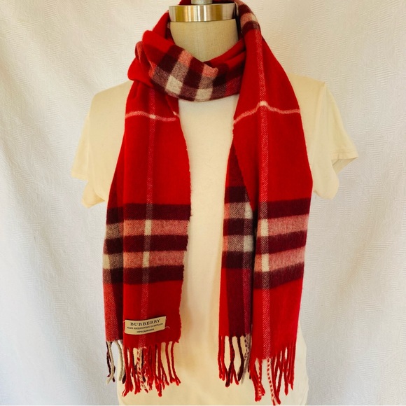 Burberry pure cashmere dark red nova check fringed scarf. EUC - Picture 5 of 5